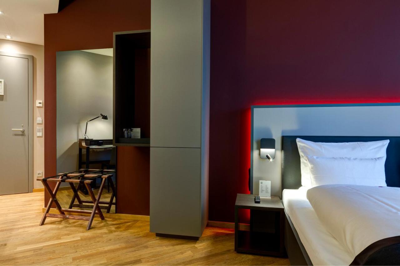 Qube Hotel Bahnstadt Хайделберг Екстериор снимка